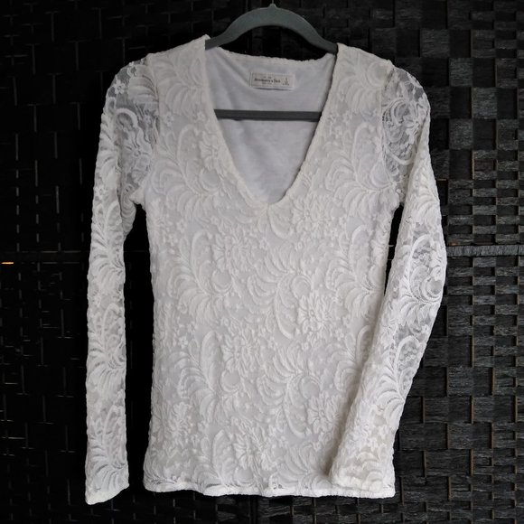ABERCROMBIE & FITCH LONG SLEEVE LACE OVERLAY TOP SZ SM - Picture 1 of 8